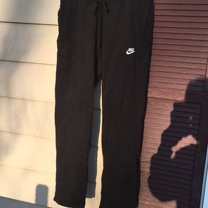 Men’s Nike sweat pants black